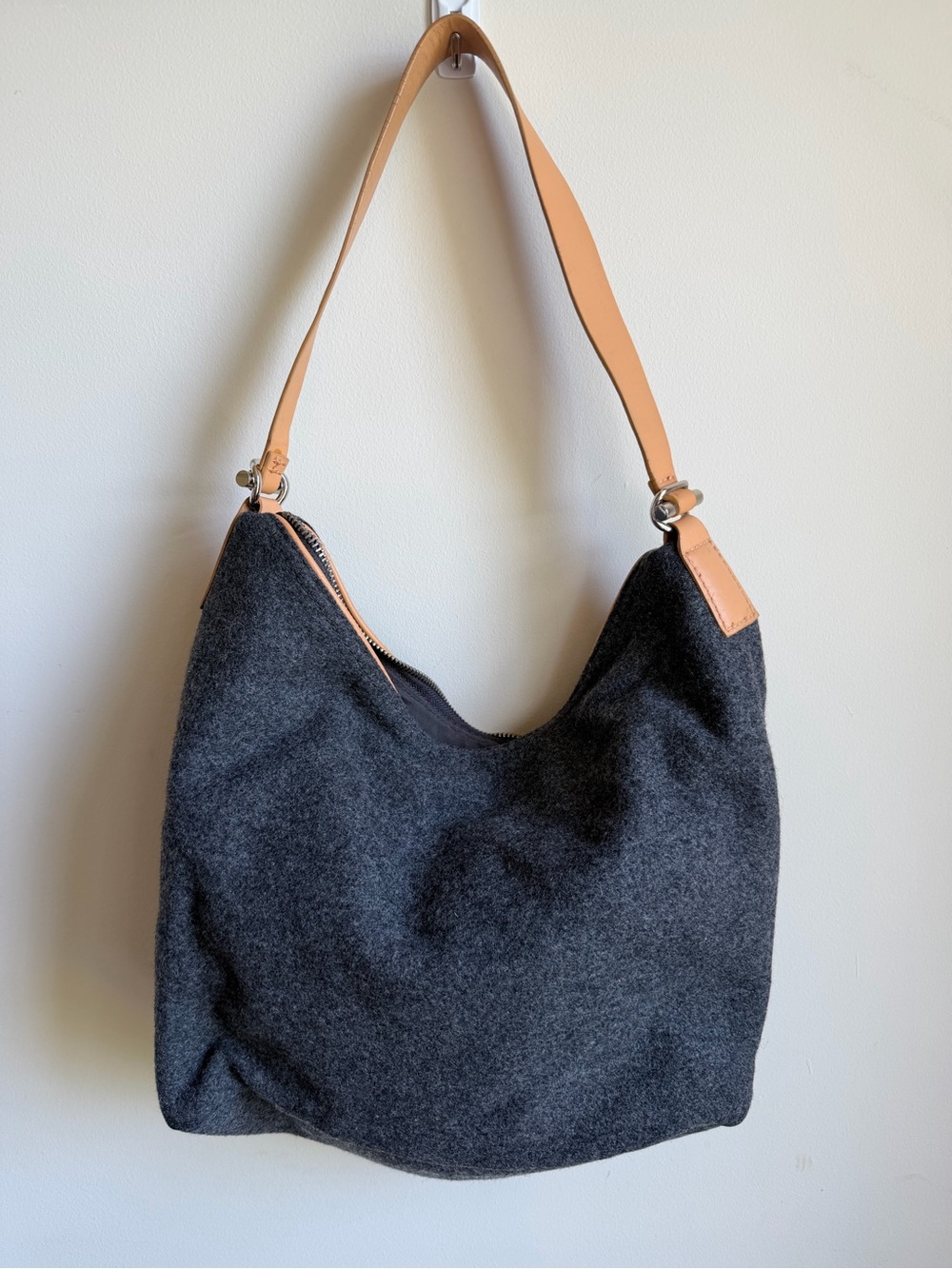GAP Y2K Wool Blend Shoulder Purse Leather Strap Silver Hardware